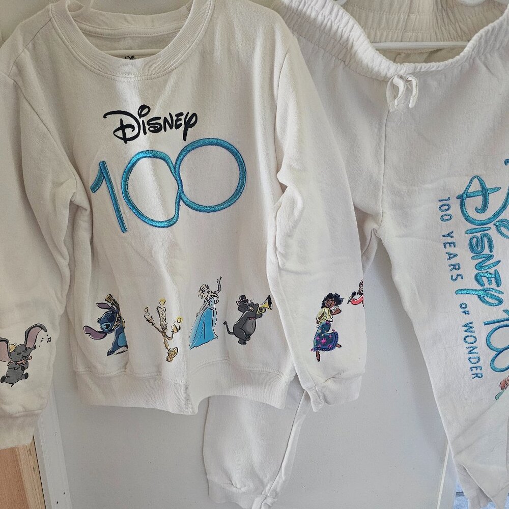 Girls Disney Sweatshirt and pants 7/8 100 yr